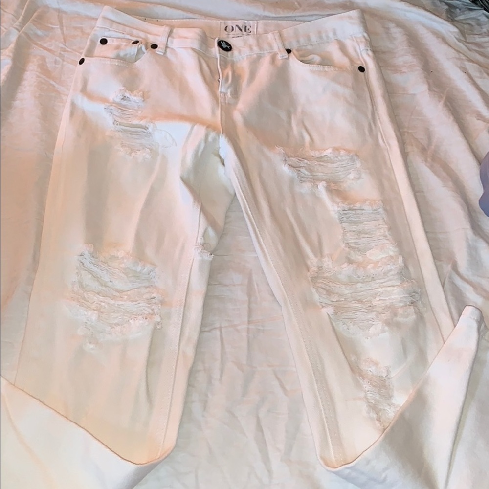White ripped skinny jeans